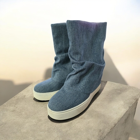 Guess Guinna Denim Women's Wedge Boots Size 10 - Picture 4 of 6